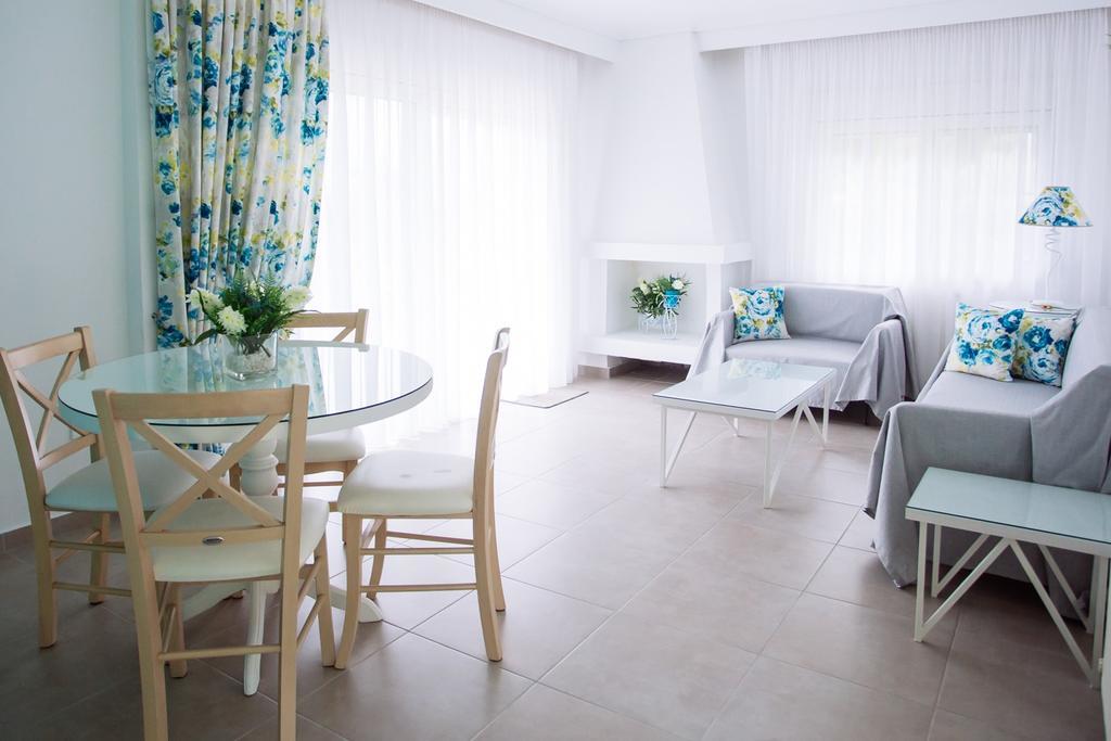 אגיה טריאדה Villa Kiza Apartments מראה חיצוני תמונה